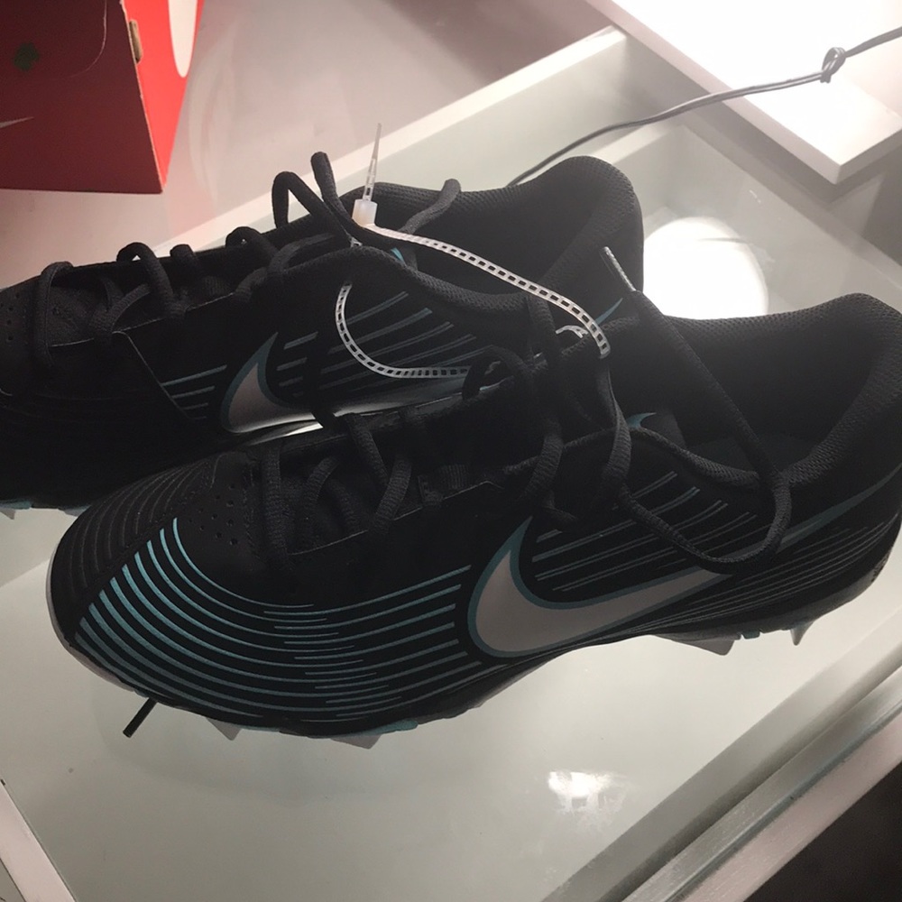 Girls softball cleats